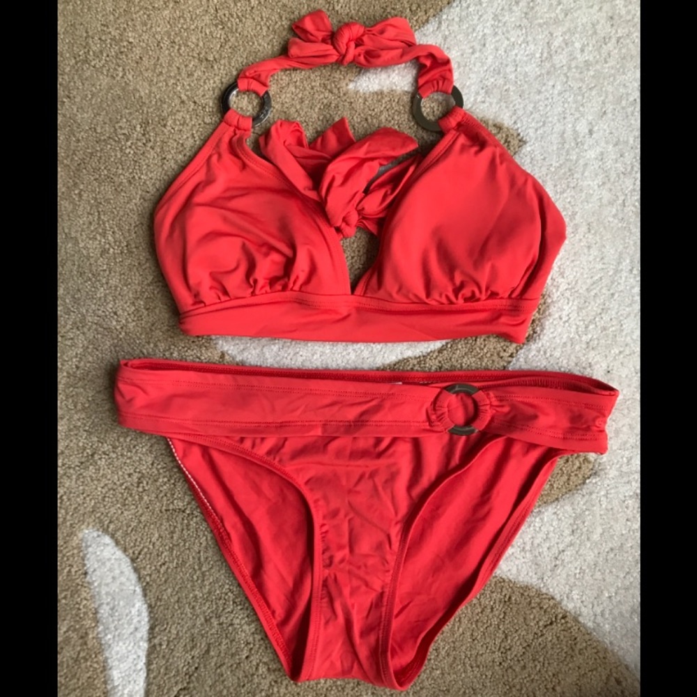 Top & bottom Orange bikini with removable padding